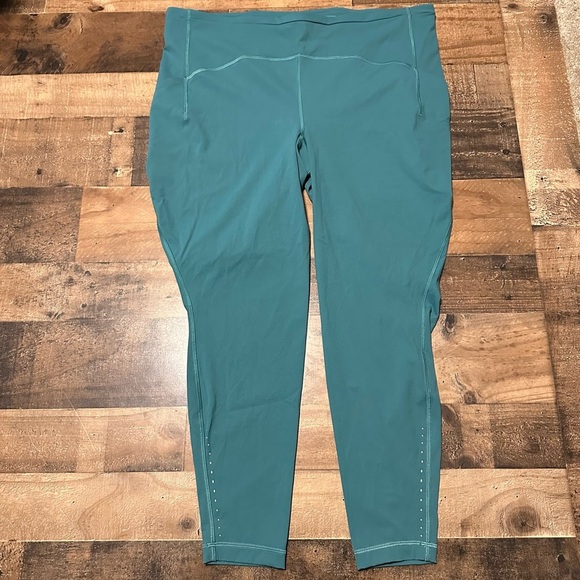 Lululemon Swift Speed High-Rise Tight 28" - Picture 2 of 4